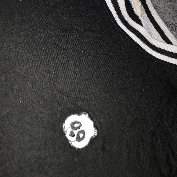 L.A. Hearts panda tee - Picture 2 of 3